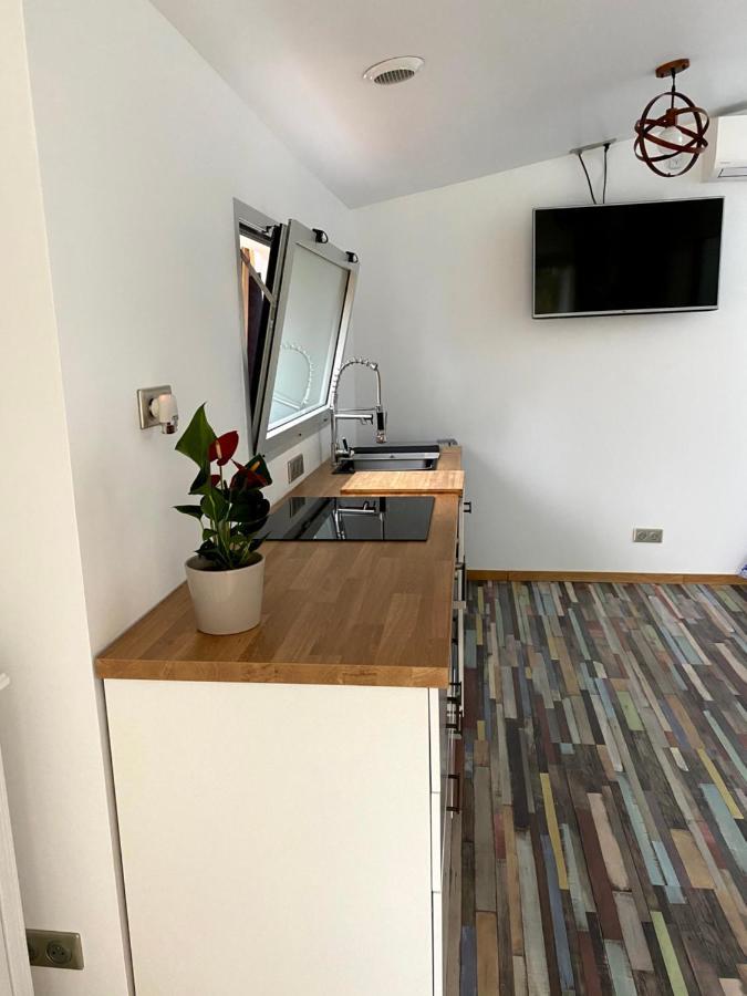 Le 9Ieme Entracte Hotel มาร์กเซย ภายนอก รูปภาพ